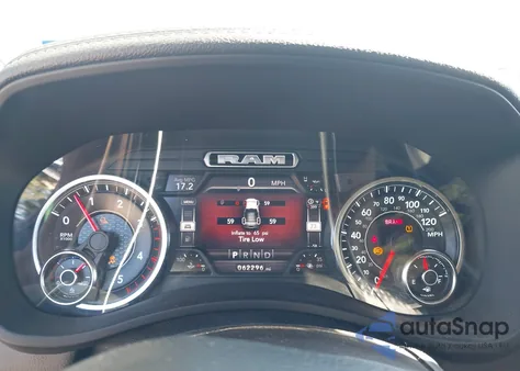 2020 Ram 2500 Laramie 4X4 6'4 Box из США, поврежденный, VIN 3C6UR5FL3LG104124